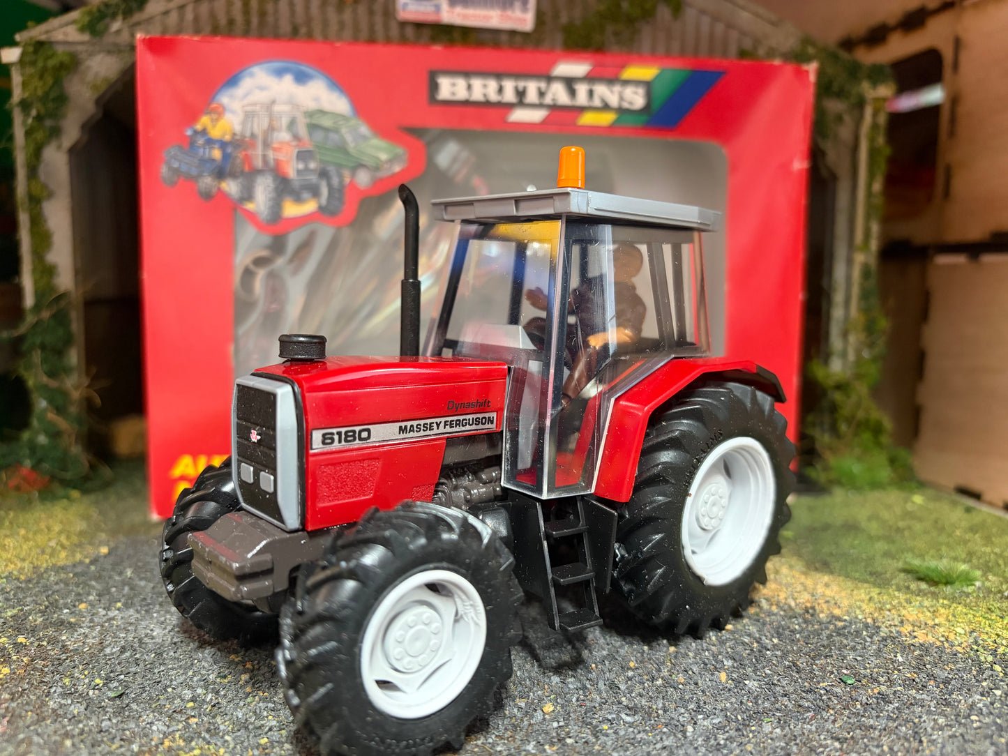 Vintage Britains Massey Ferguson 6180 Tractor 9491 Original Box Obsolete 1:32 Scale