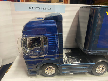 Fast Lane Toys R Us MAN Truck Transporter 1:32 scale boxed OBSOLETE 2007