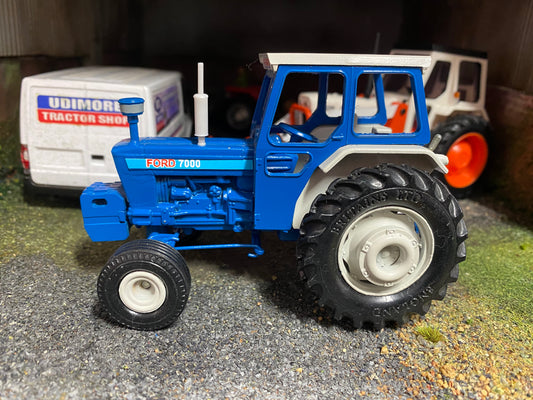 Ford 7000 Tractor Conversion Britains 1:32 scale