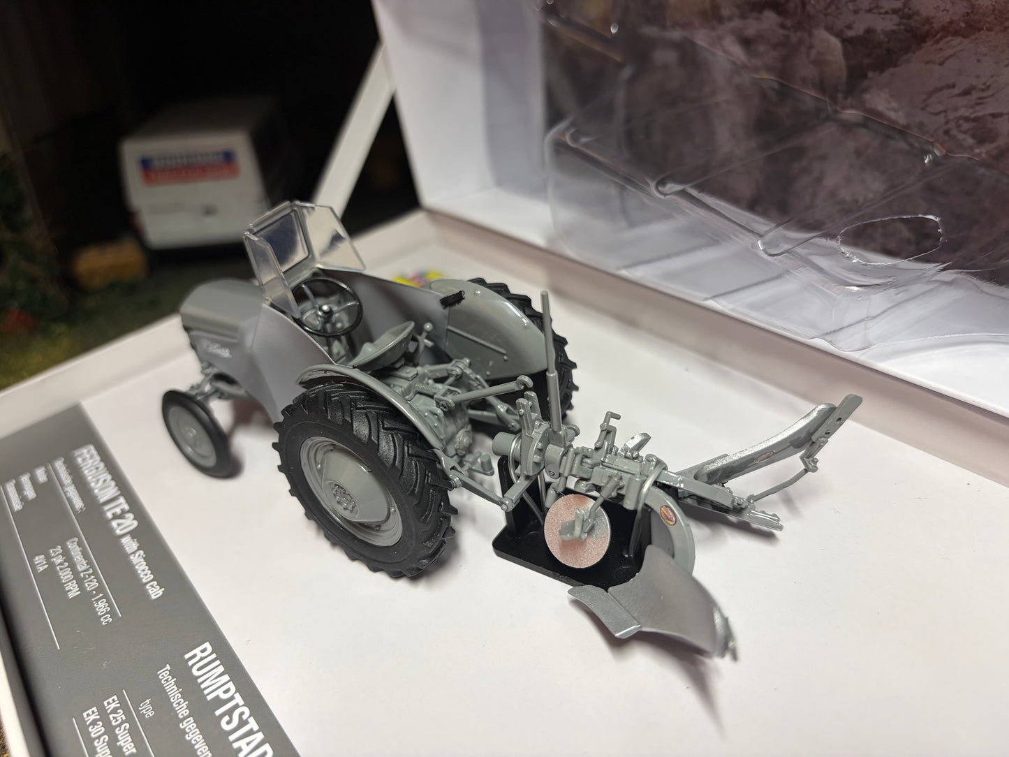 Universal Hobbies Ferguson TE-20 Tractor with Sirocco Cab & Rumptstad Plough Set UH5364 Limited Edition Obsolete 1:32 Scale
