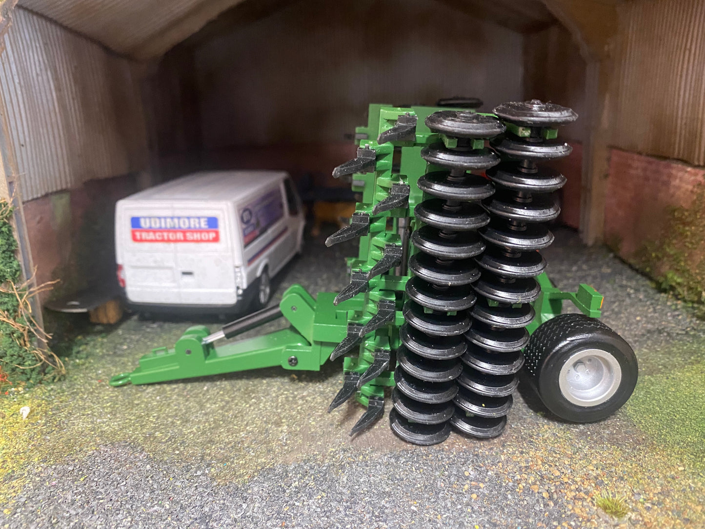 Simba Great Plains Green 6m double folding press cultipress 1:32 scale conversion
