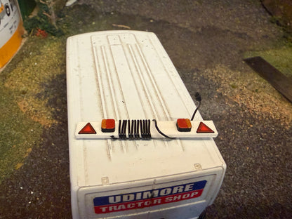 Trailer Light Board with Unwinding Cable – 50mm – 1:32 Scale