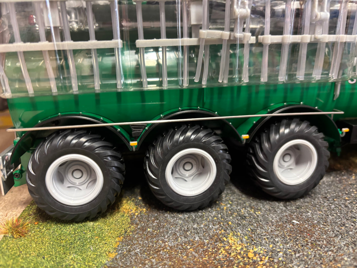 Wiking Samson SG28 Slurry Tanker 1:32 scale Boxed SPECIAL PRICE