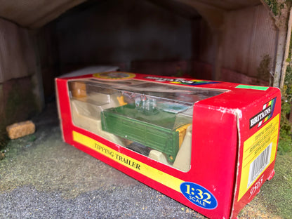 9565 Vintage Britains Tipping trailer 1:32 scale boxed Obsolete
