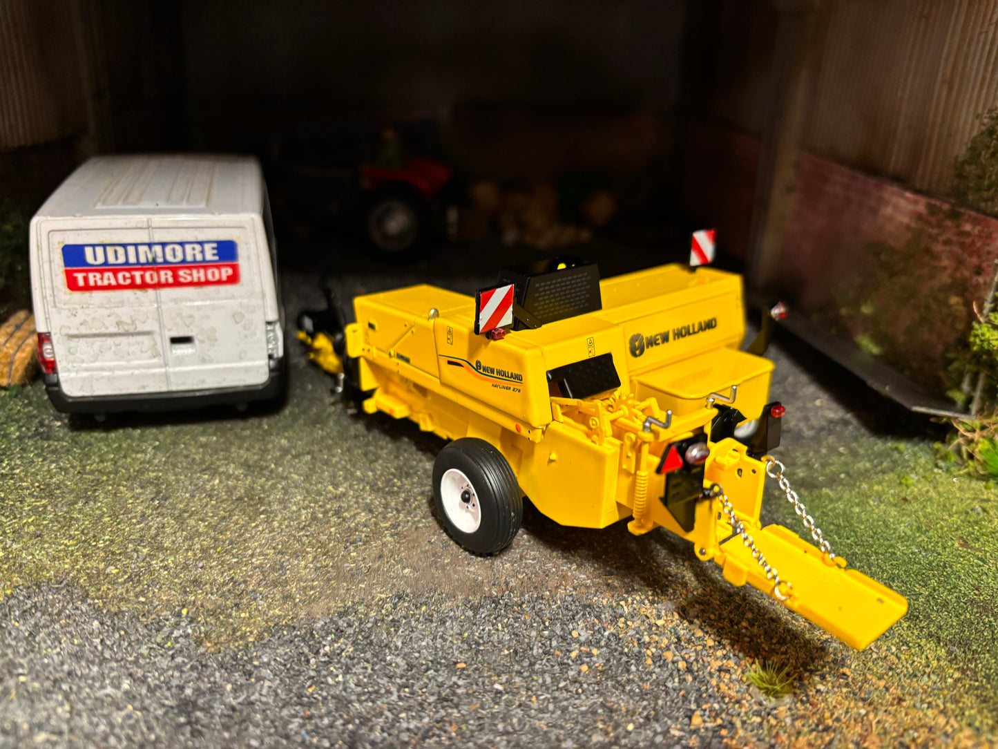 New Holland Hayliner 275 Baler Marge Models 1:32 scale BOXED