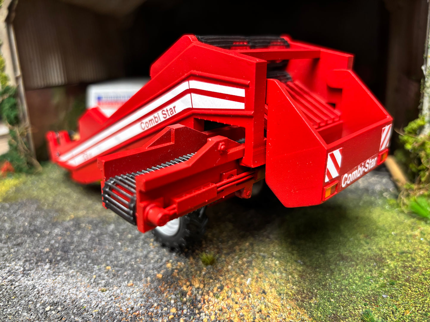 Scratch Built CS150 Combi Star Destoner Hand built 1:32 scale rear stone discharge box