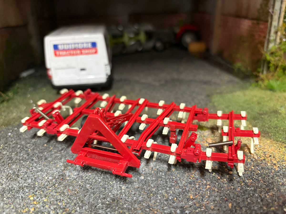 Replicagri International IH Vibrashank 45 Cultivator REP070 1:32 Scale