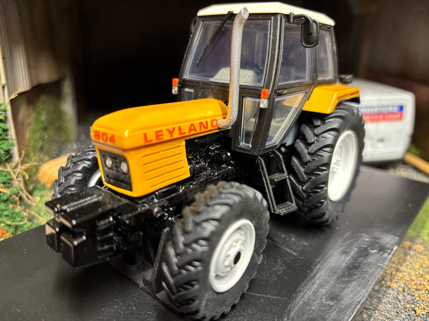 1981 Harvest Gold Leyland 804 Tractor Conversion version 1:32 scale