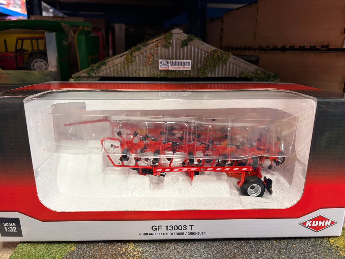 REDUCED Kuhn GF 13003 T Trailed Tedder 1:32 Scale Boxed ROS 60255.7