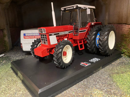 REP064 Replicagri International 955 removable rear dual wheels tractor 1:32 scale Boxed