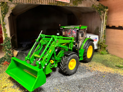 Wiking John Deere 6125R premium tractor with H340 loader 1:32 scale Boxed Obsolete
