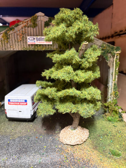 05674 Hand Made Hornbeam Tree 15-17cm Artisan32 1:32 scale diorama