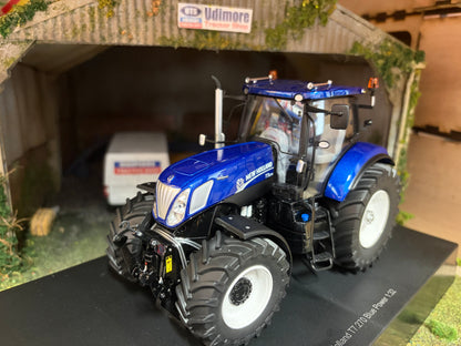 New Holland T7.270 Blue Power Tractor 1:32 scale Boxed ROS