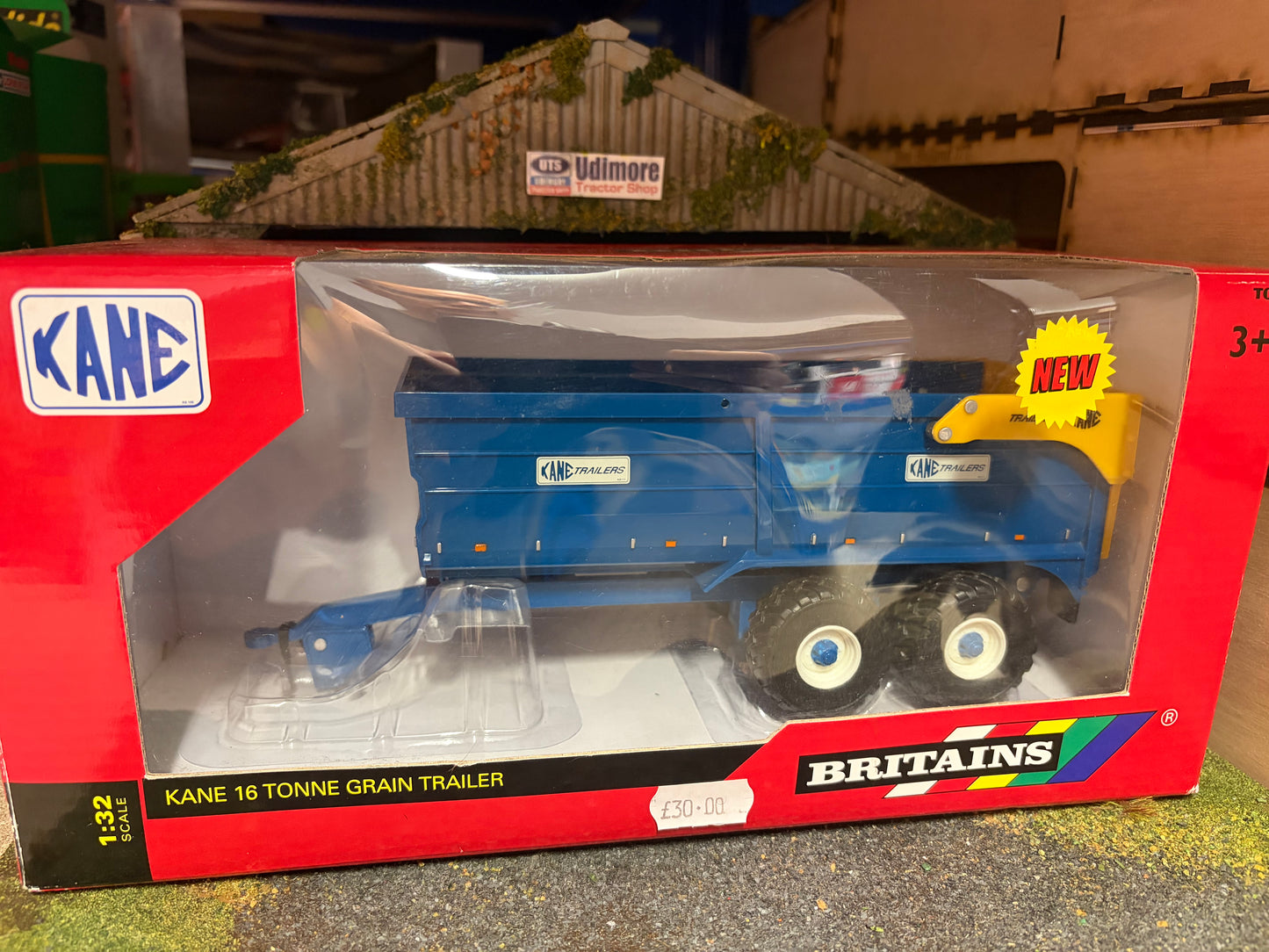 42701 Britains Kane Grain Trailer 1:32 Scale Boxed Obsolete Vintage