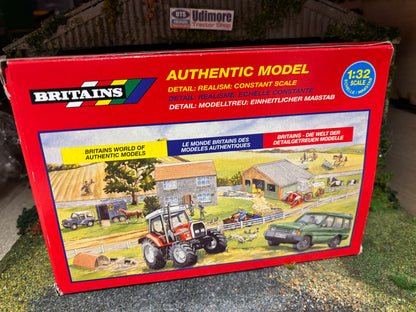 9490 Britains New Holland Fiatagri M160 Tractor in original  Box obsolete VINTAGE