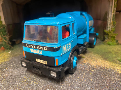 Britains Magirus Leyland Milk Tanker 1:32 scale 1980s
