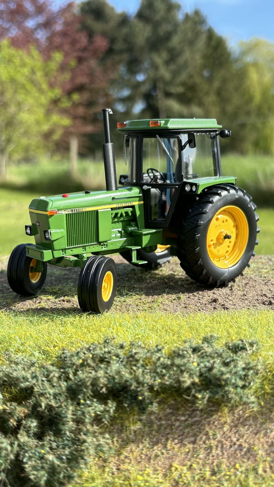 MAP Miniagripassion John Deere 4040 2wd UK Spec 1:32 scratch-built tractor model with green body and yellow wheels.