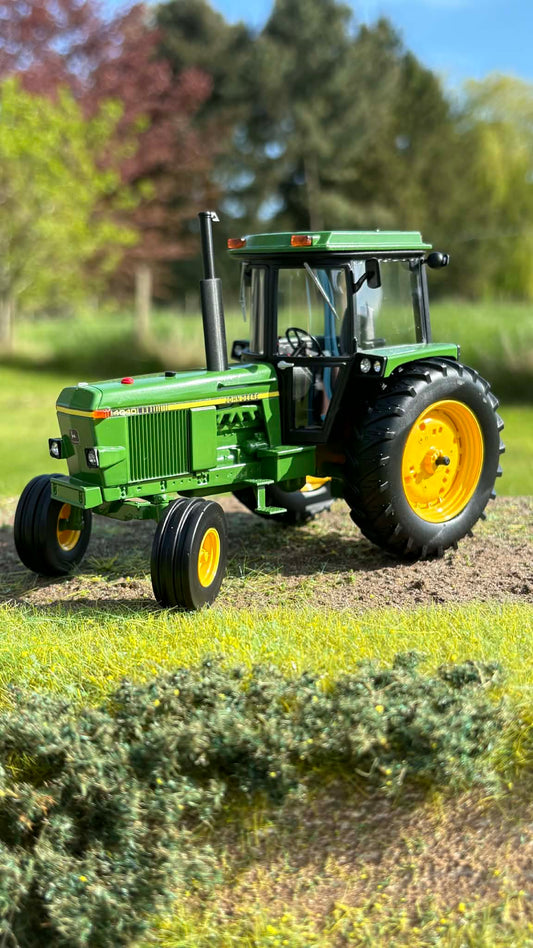 MAP Miniagripassion John Deere 4040 2wd UK Spec 1:32 scratch-built tractor model with green body and yellow wheels.