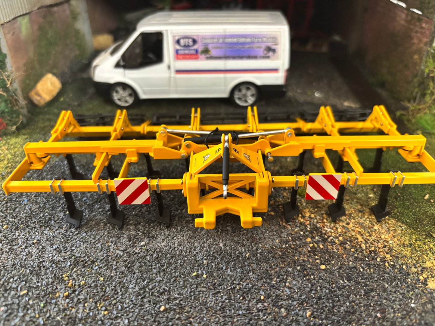 REP027 Replicagri Agrisem Agromulch 1:32 scale Boxed