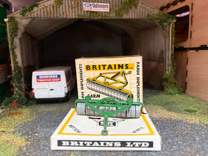 Vintage Britains Green Farm Roller First Edition 1:32 Scale Boxed Obsolete - 9533