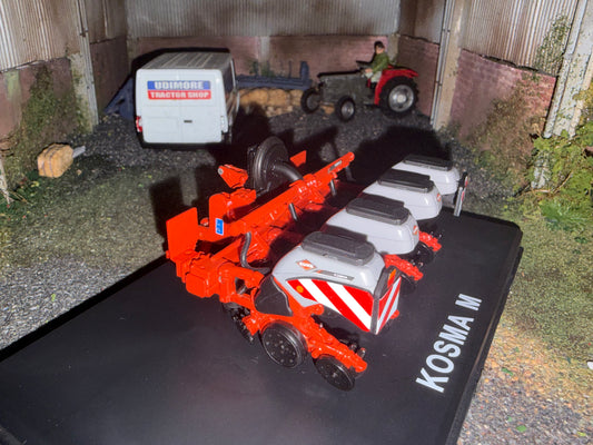 Replicagri Kuhn Kosma 4 Row Seed Drill REP290 New Boxed 1:32 Scale