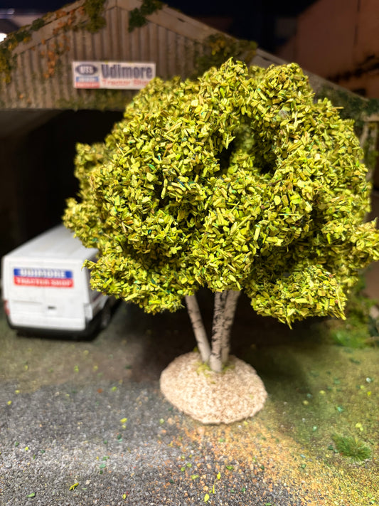 05644 Hand Made Birch Tree 18cm Artisan32 1:32 scale diorama