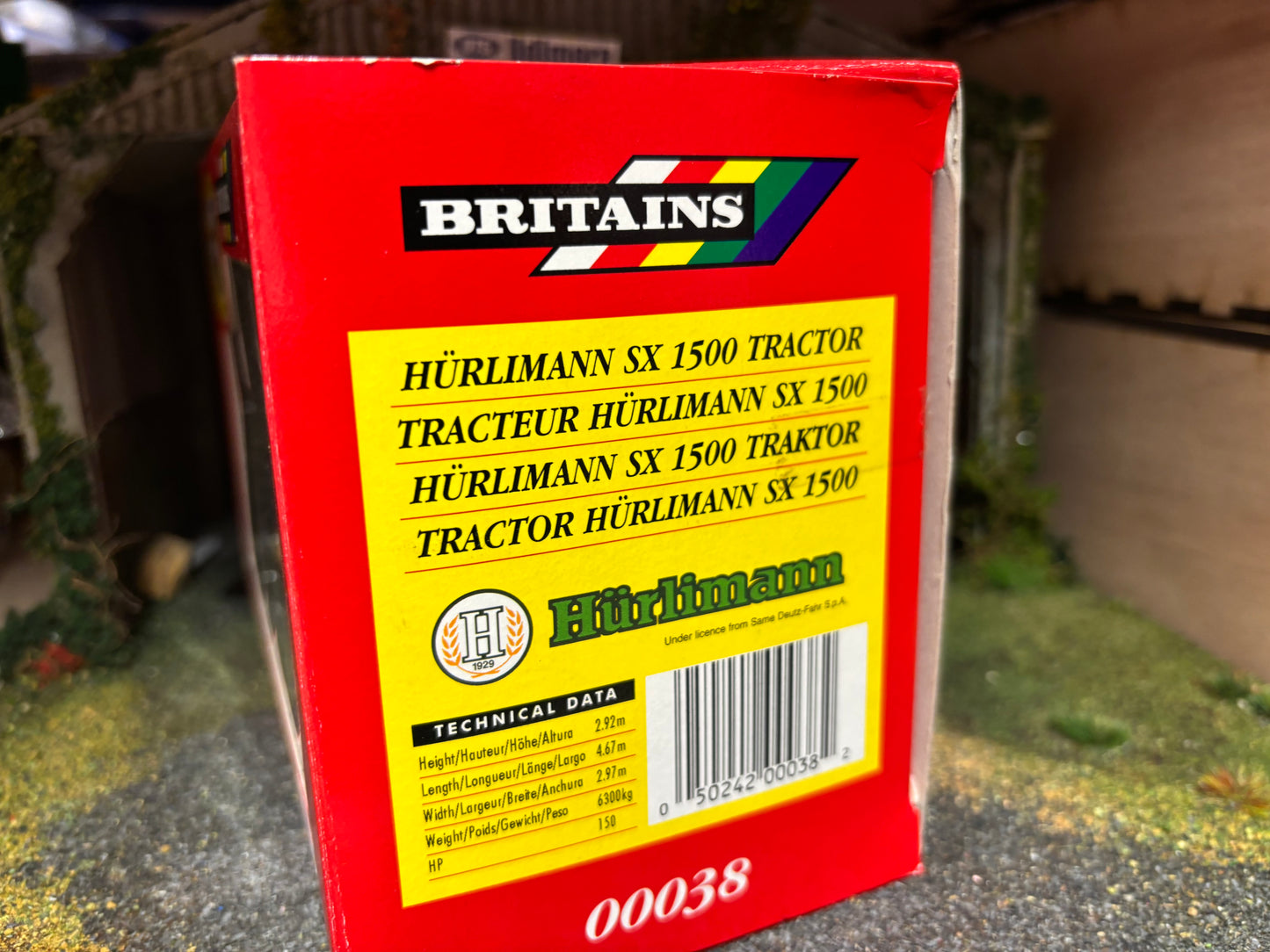 00038 Britains Hurlimann SX 1500 Tractor in original  Box obsolete VINTAGE
