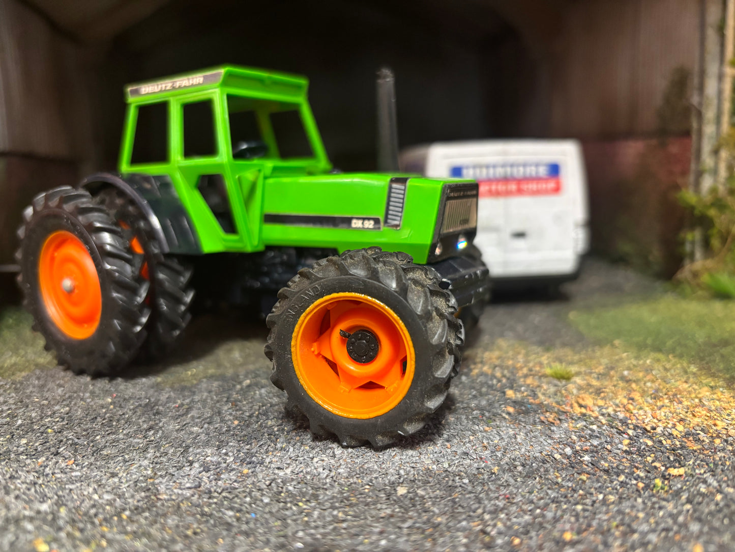 VINTAGE Britains Deutz DX92 duals Tractor 1:32 scale obsolete