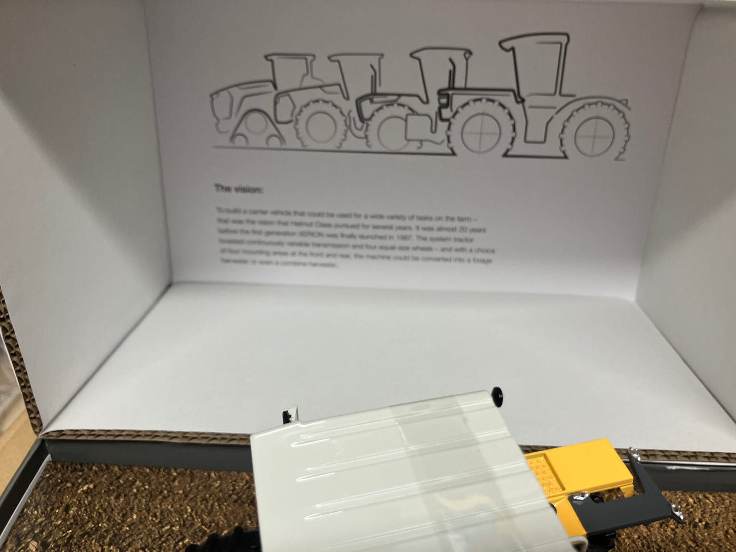 Weise Toys Claas Xerion Projekt 207 Prototype tractor BOXED 1:32 scale LIMITED EDITION