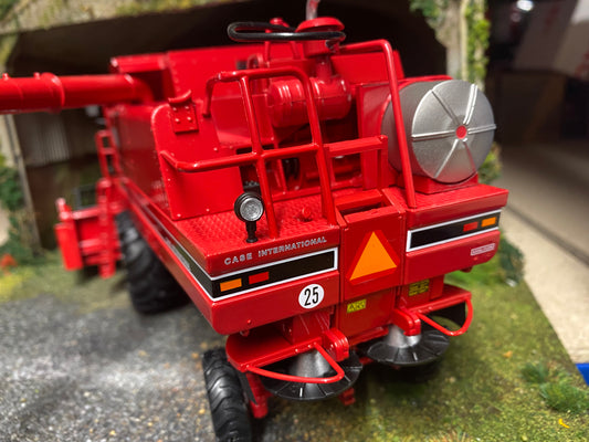 REP241 Replicagri CASE International IH Axial Flow 1660 Combine Harvester Stunning in 1:32 scale