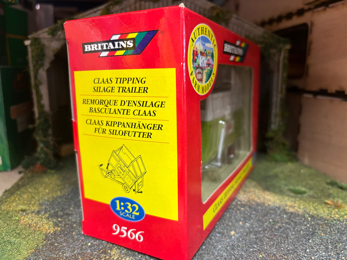 Vintage Britains Claas Tipping Silage Trailer 9566 BOXED Obsolete 1:32 Scale