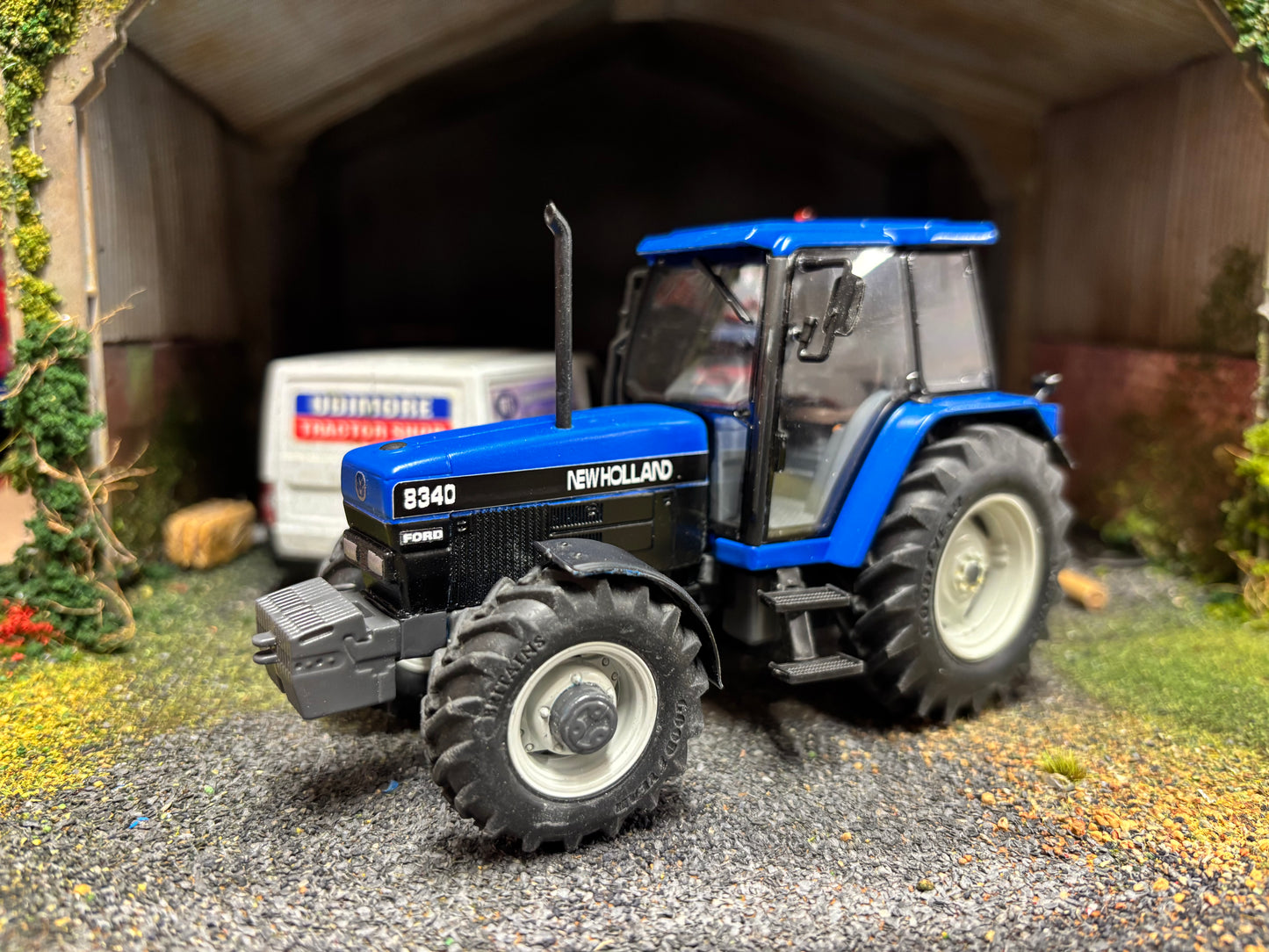 New Holland 8340 Tractor BIG wheels front weight Blue Roof grey chassis Tractor Conversion 1:32 scale