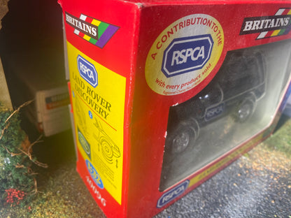 Britains RSPCA Land rover Discovery 1:32 scale 40096 obsolete