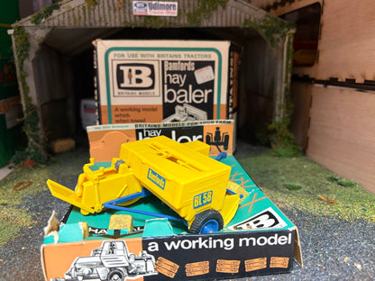 Vintage Britains Bamfords BL58 Hay Baler First Edition 1:32 Scale Boxed Obsolete - 9563