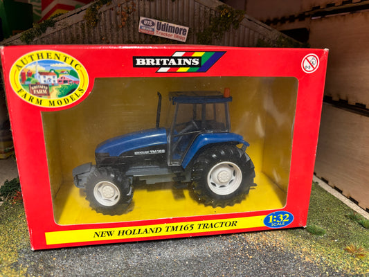 40522 Britains New Holland TM165 Tractor in original Box obsolete VINTAGE