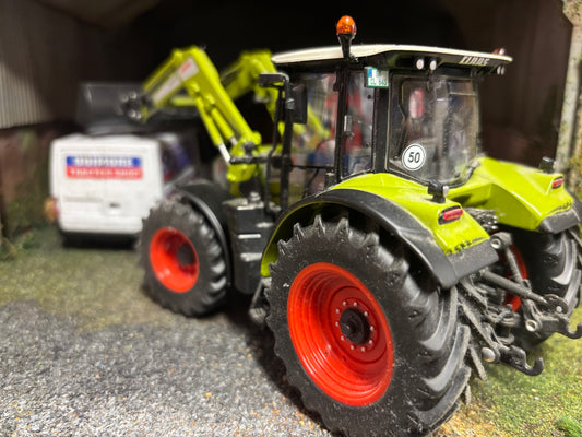 RARE Wiking Claas Arion 640 tractor with FL150 front loader 1:32 scale Boxed OBSOLETE