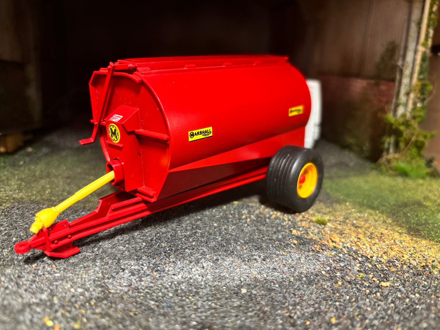 Marshall Manure Spreader by Rob Neesham 1:32 scale Conversion Muck