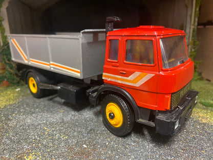 Britains Magirus Fiat Iveco Tipper 1:32 scale 1980s