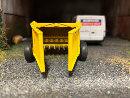 Hand made Bamford Wuffler Hay Turner 1:32 scale STUNNING