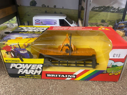 9343 Britains Powerfarm Kraft Technique cultivator 1:32 scale Image