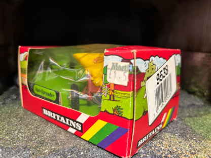9538 Vintage Britains Vicon Vari Spreader   1:32 scale boxed obsolete