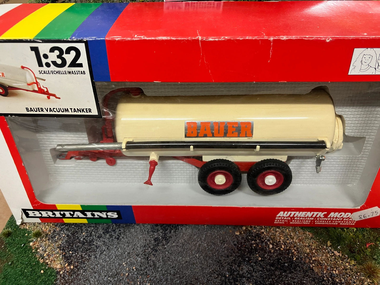 9563 Vintage Bauer tanker 1:32 scale Image 3