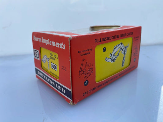 9600 Vintage Britains Post Hole Digger 1:32 scale Image 2