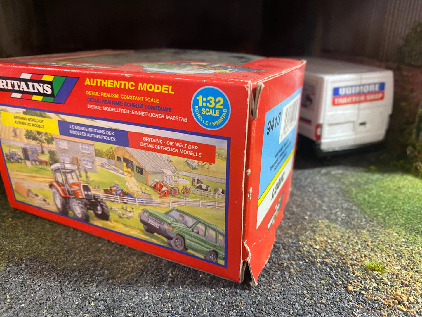 9413 Vintage RARE Blue Logic Trailer 1:32 scale boxed