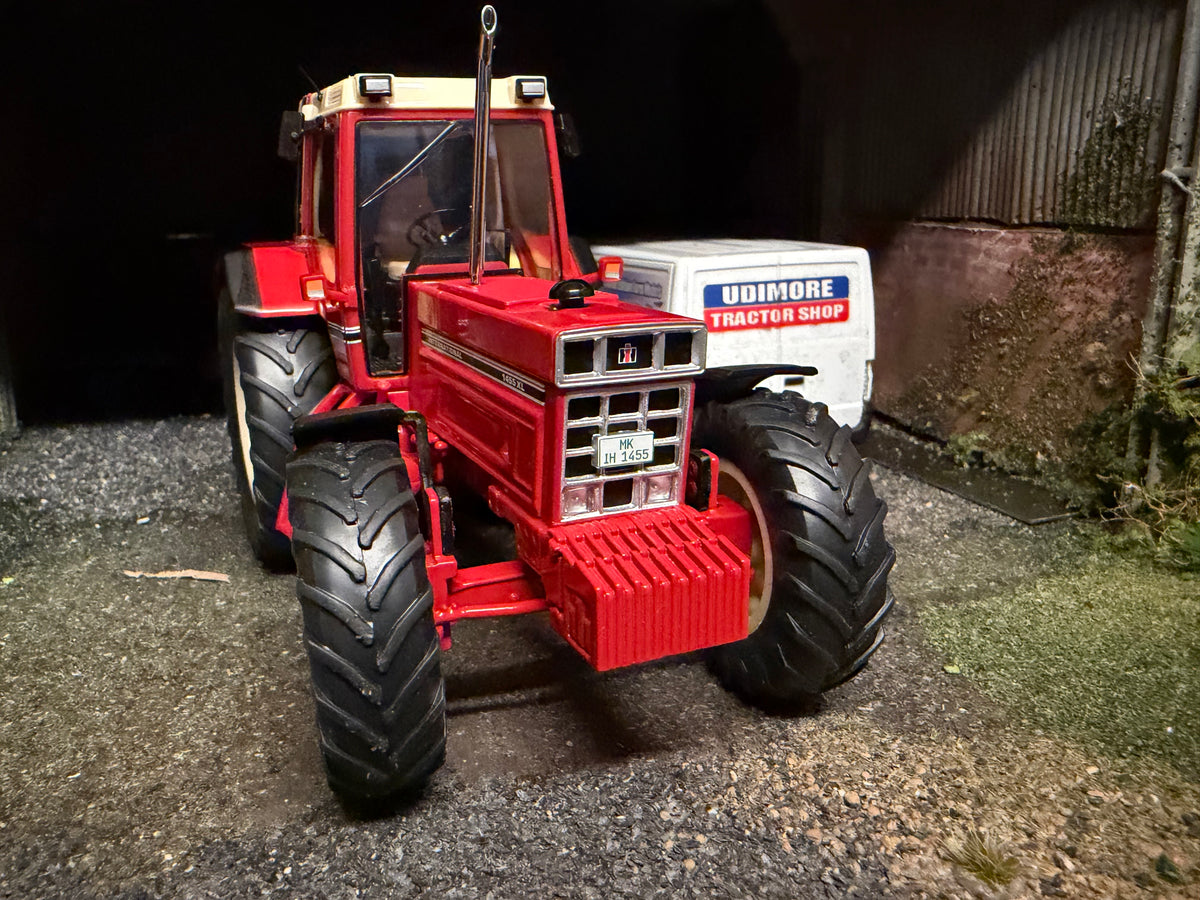 Wiking International IH 1455 XL Tractor W7852 – 1:32 Scale New Boxed