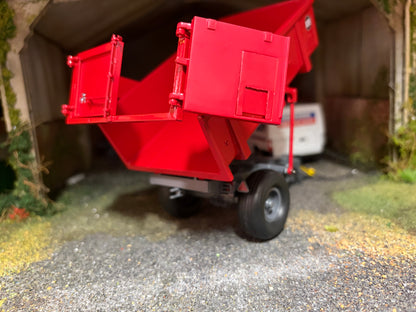 Replicagri Massey Ferguson 108 SE Tipping Trailer REP217 – 1:32 Scale