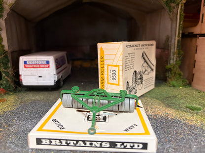 Vintage Britains Green Farm Roller First Edition 1:32 Scale Boxed Obsolete - 9533