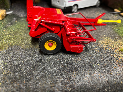 Taarup 605b Scratch built trailed Forage harvester 1:32 scale