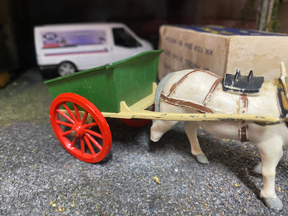 40F Vintage Britains Farm Cart with plastic horse 1:32 scale obsolete RARE BOX version