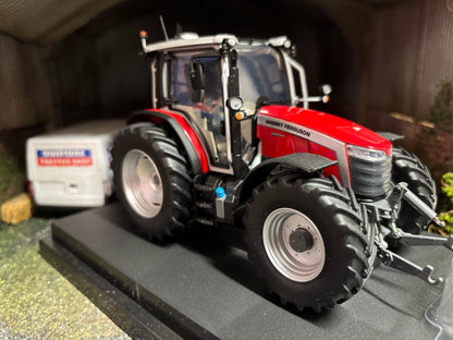6808 Universal Hobbies Massey Ferguson 5M.145 tractor BOXED 1:32 scale New